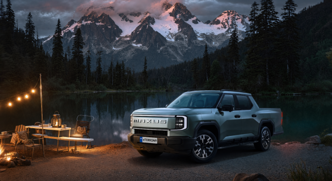 MAXUS eTERRON9 pickup on gravel and unpaved dirt roads